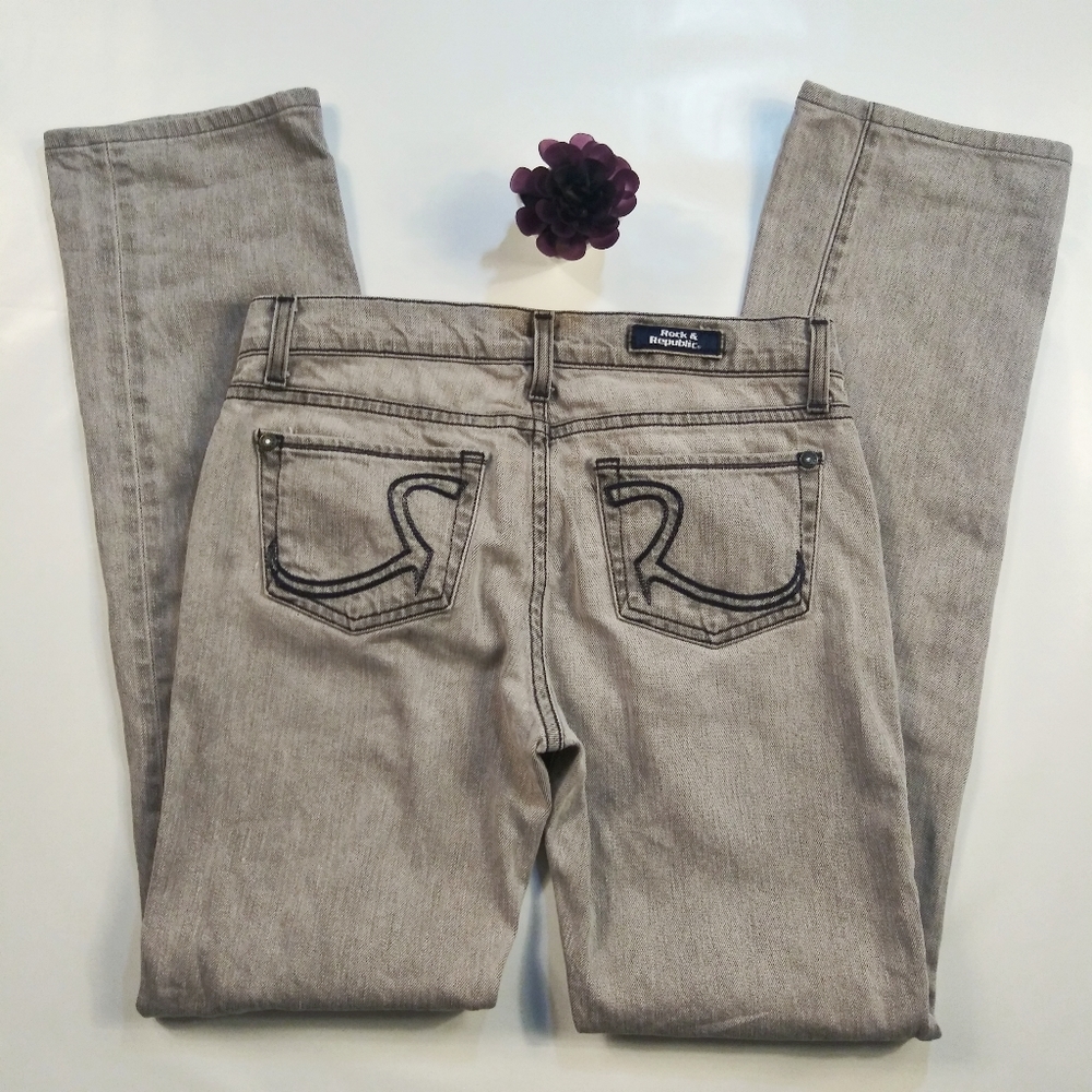 Rock & Republic Grey Straight Cut Jeans size 26